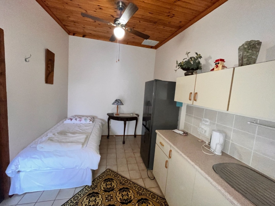 3 Bedroom Property for Sale in Wavecrest Eastern Cape